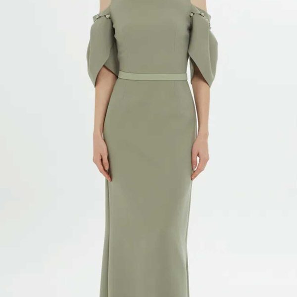 Long Green Dress with Shoulder Cutout - Image 5