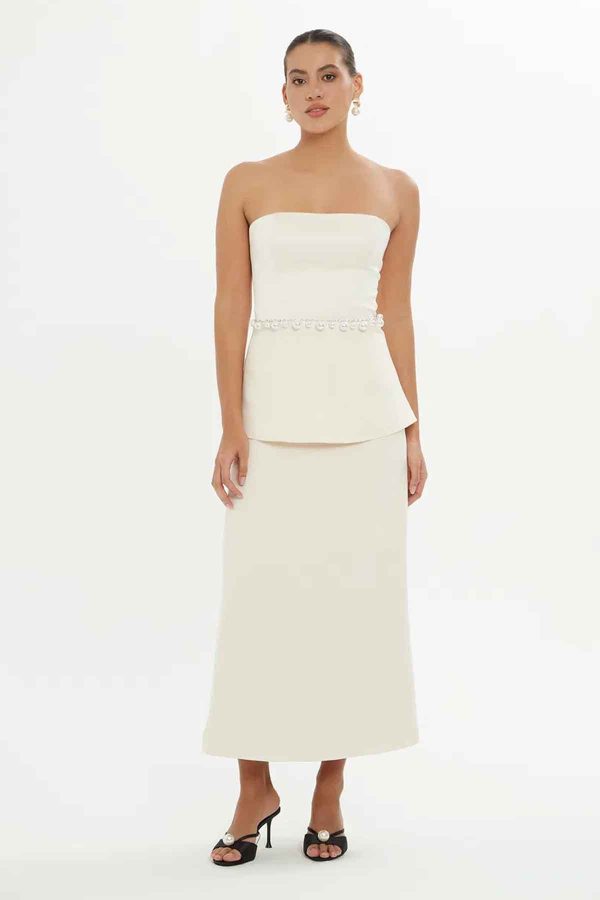 Elegant Beige Strapless Blouse with Embroidered Details