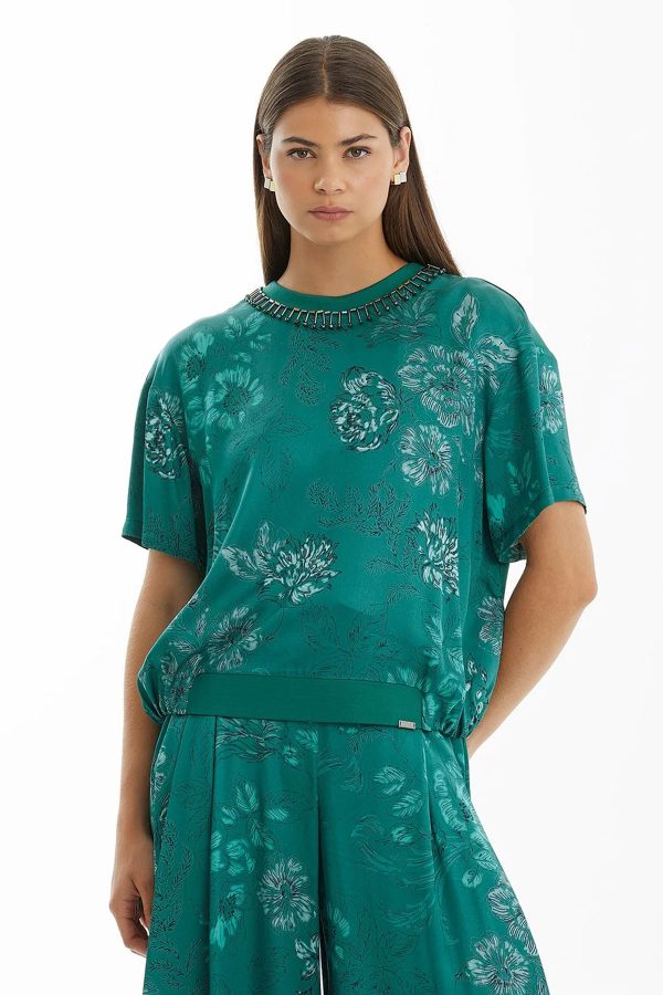 Relaxed-Fit Green Blouse Featuring Contrast Patterning